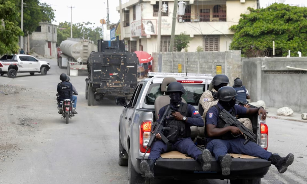 Policía de Francia entrena a agentes del orden de Haití