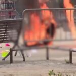 Un hombre se quema a las afueras del tribunal que juzga a Trump
