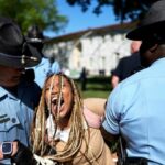 2.400 presos en Estados Unidos durante protestas universitarias 
