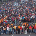 VENEZUELA: Miles salen a las calles en el inicio de la campaña